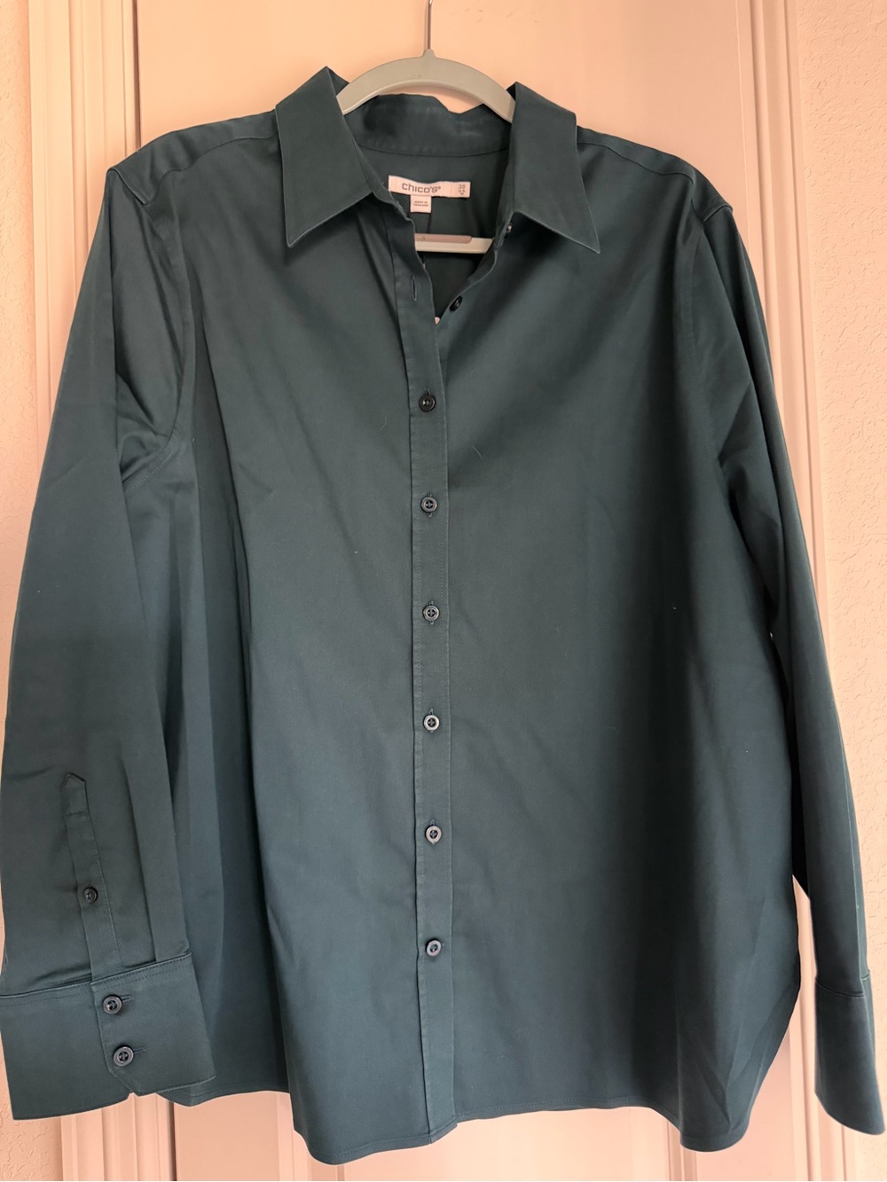 Chico's Teal Shadow Button-Down Shirt size 3.5 (XL)